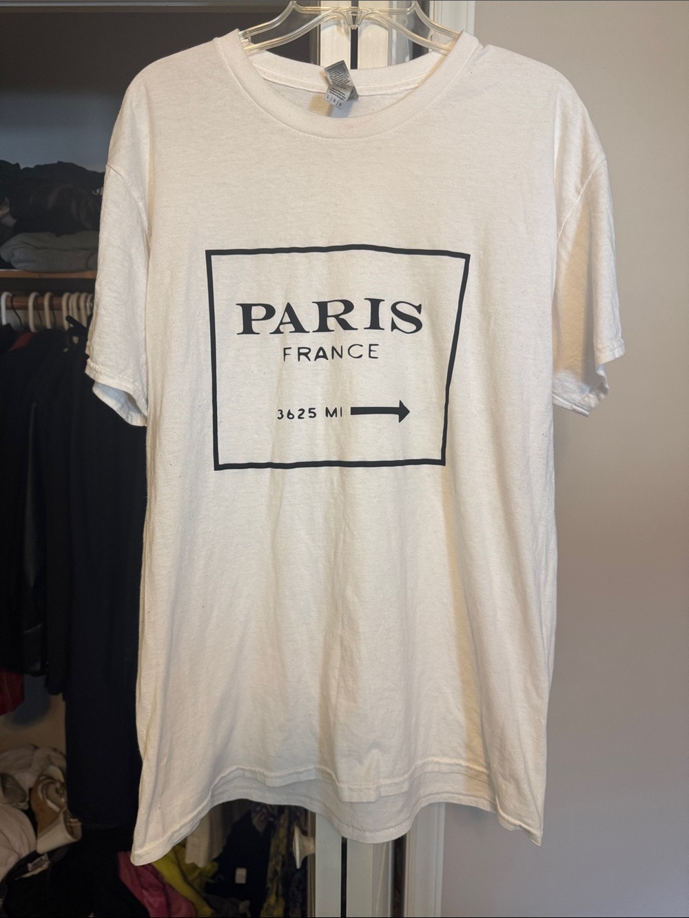 Gildan White Paris France Graphic Tee